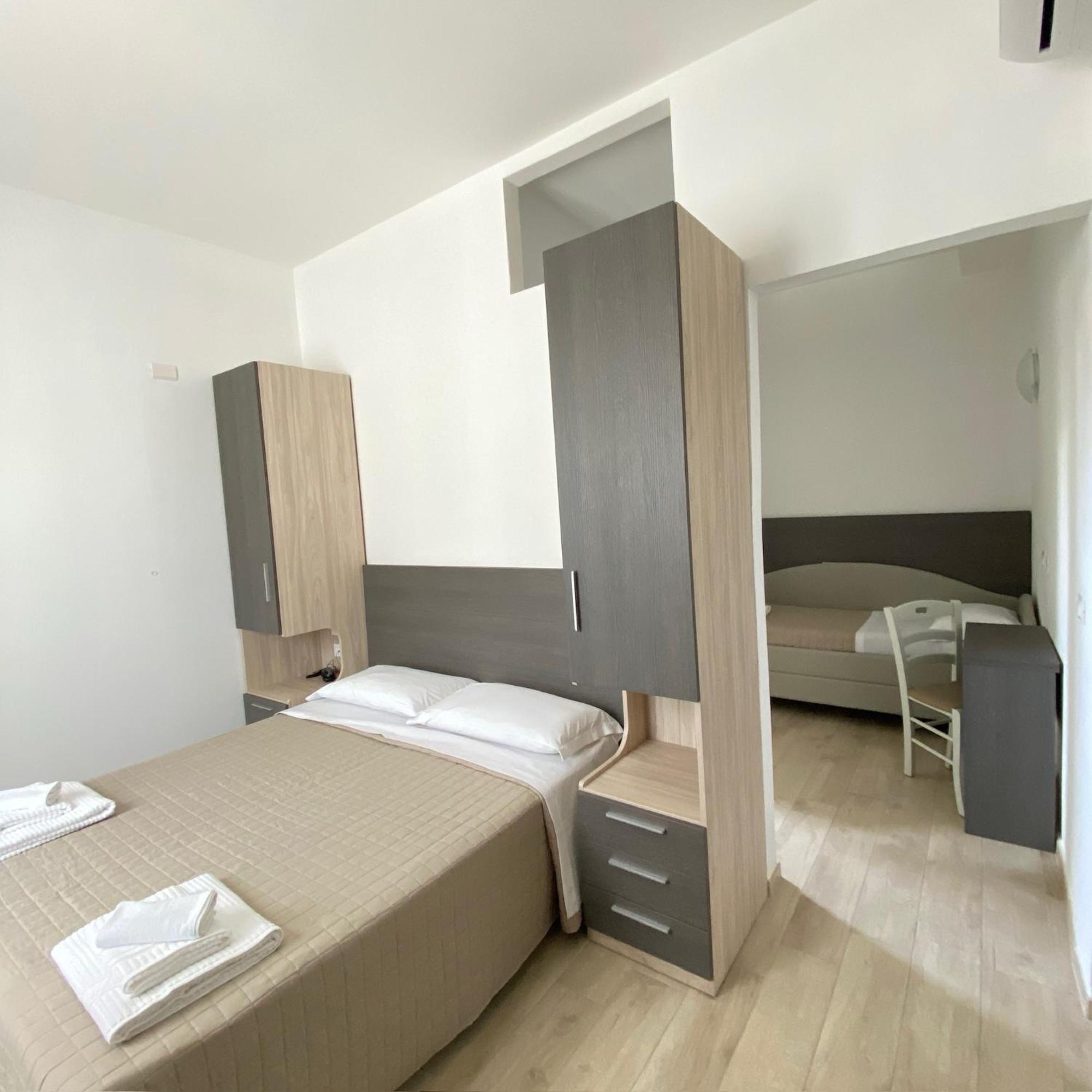 Hotel Bed And Book Rimini Dış mekan fotoğraf